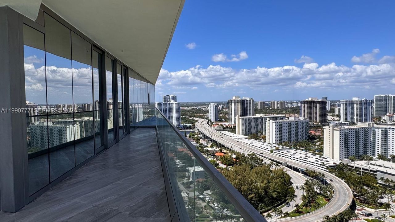 En Venta: $5,895,000 (4 camas, 5 baños, 3206 Pies cuadrados)