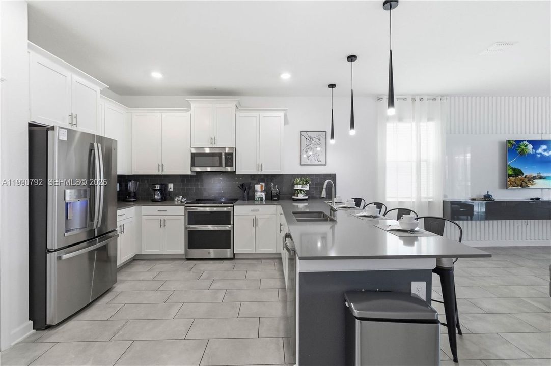 For Sale: $830,000 (7 beds, 5 baths, 0 Square Feet)