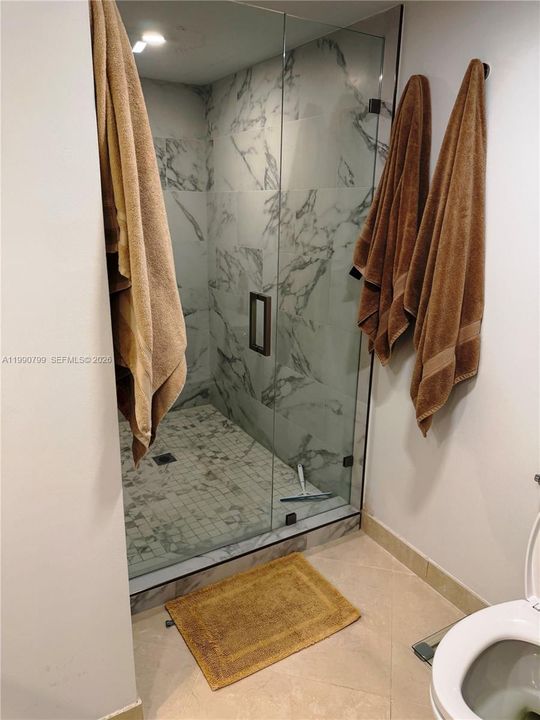 В аренду: $10,000 (3 спален, 2 ванн, 2450 Квадратных фут)