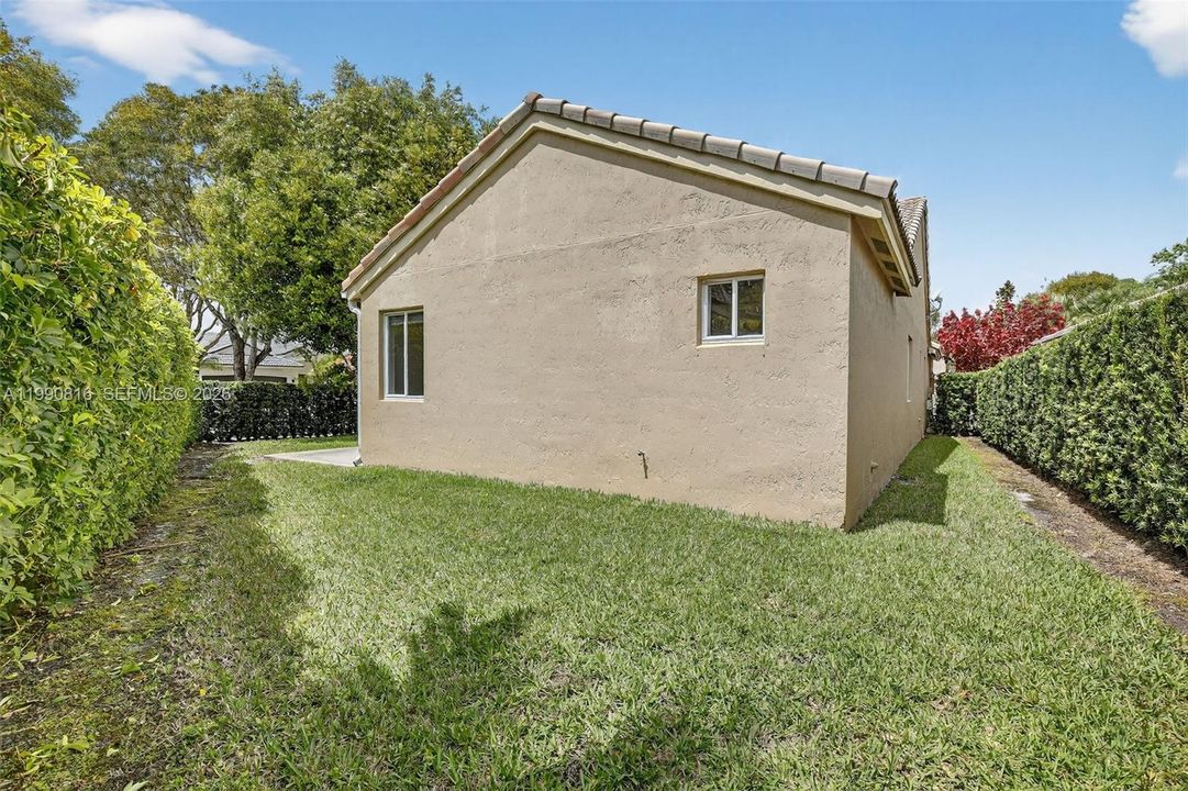 Недавно продано: $665,000 (3 спален, 2 ванн, 1542 Квадратных фут)