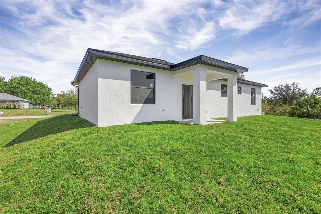 На продажу: $264,900 (3 спален, 2 ванн, 1144 Квадратных фут)