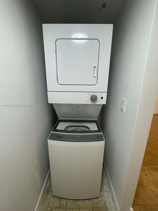 En Renta: $2,100 (2 camas, 2 baños, 820 Pies cuadrados)