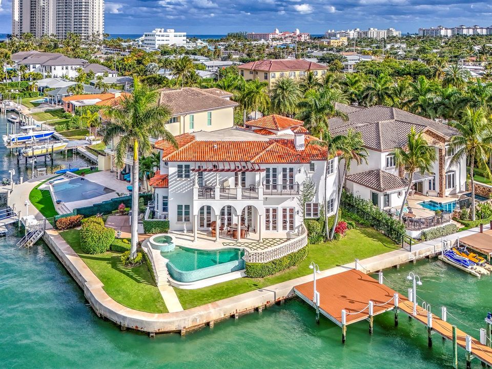 2775LakeDr-85