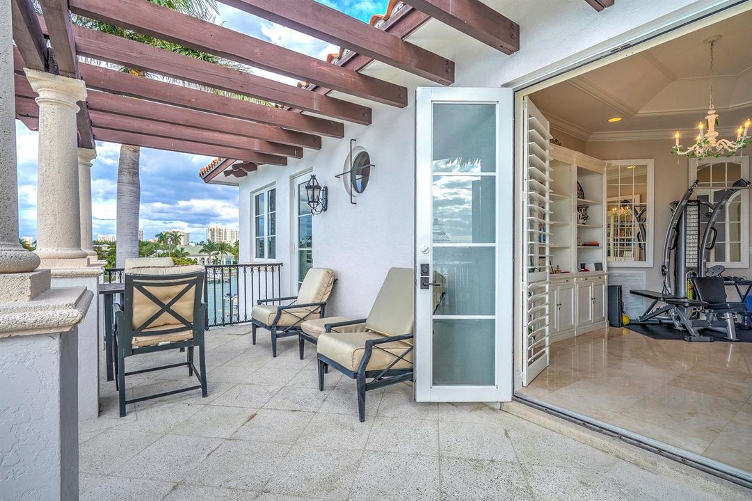 2775LakeDr-74