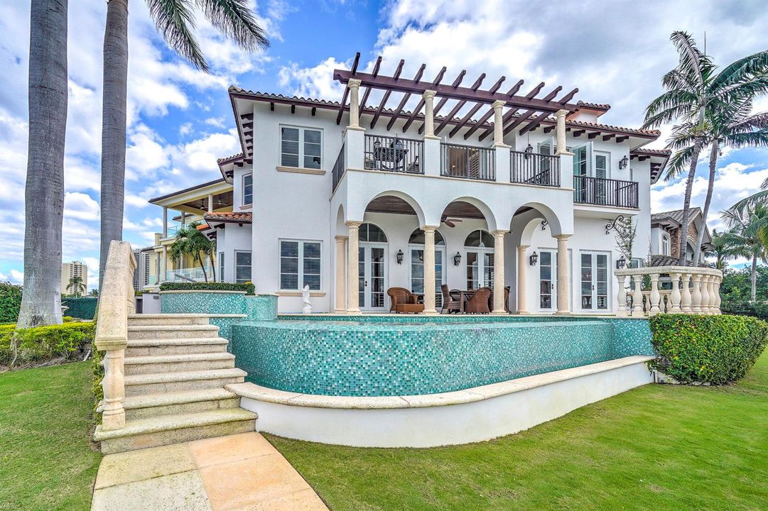 2775LakeDr-4