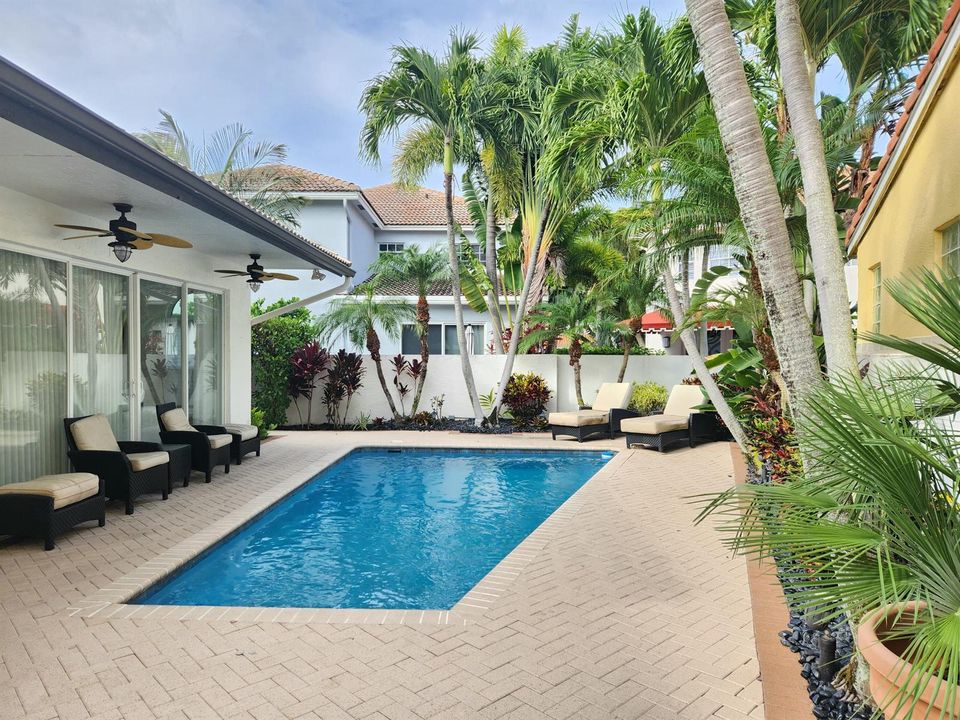 pool view