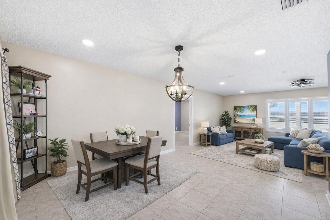Dining/ Living