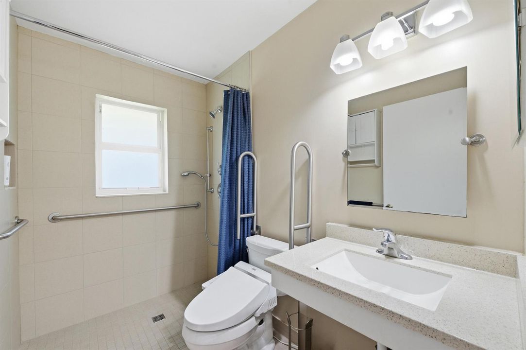 Bathroom 2