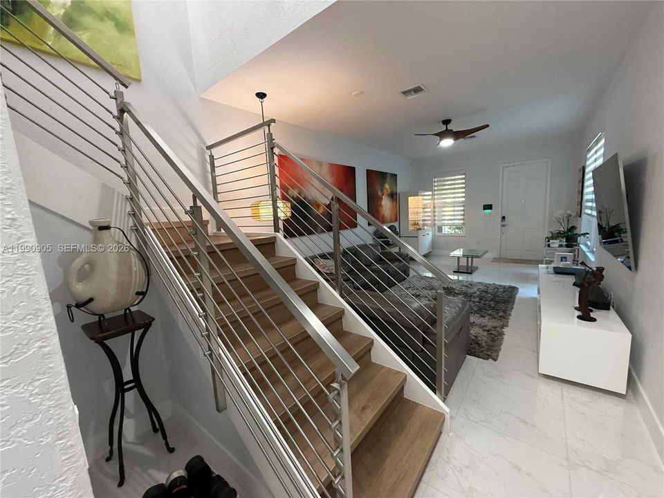 For Sale: $620,000 (3 beds, 2 baths, 1888 Square Feet)
