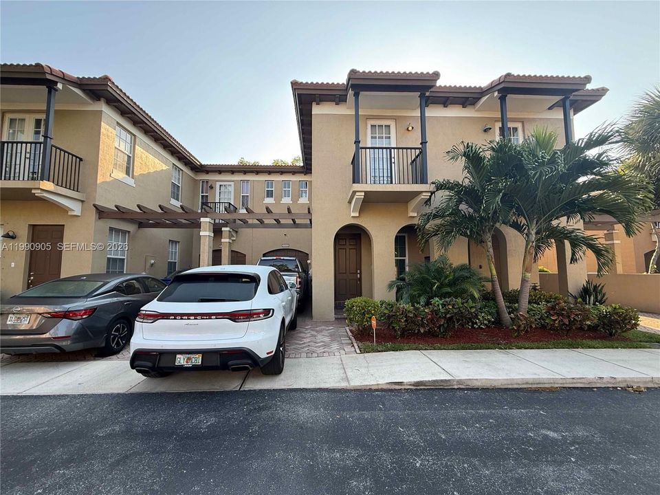 For Sale: $620,000 (3 beds, 2 baths, 1888 Square Feet)