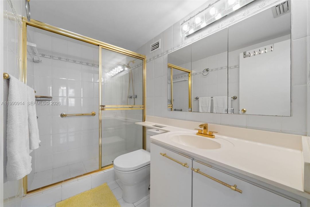 En Venta: $600,000 (2 camas, 2 baños, 1210 Pies cuadrados)