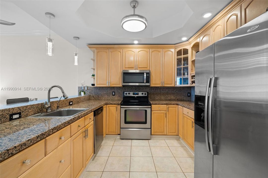 En Venta: $600,000 (2 camas, 2 baños, 1210 Pies cuadrados)