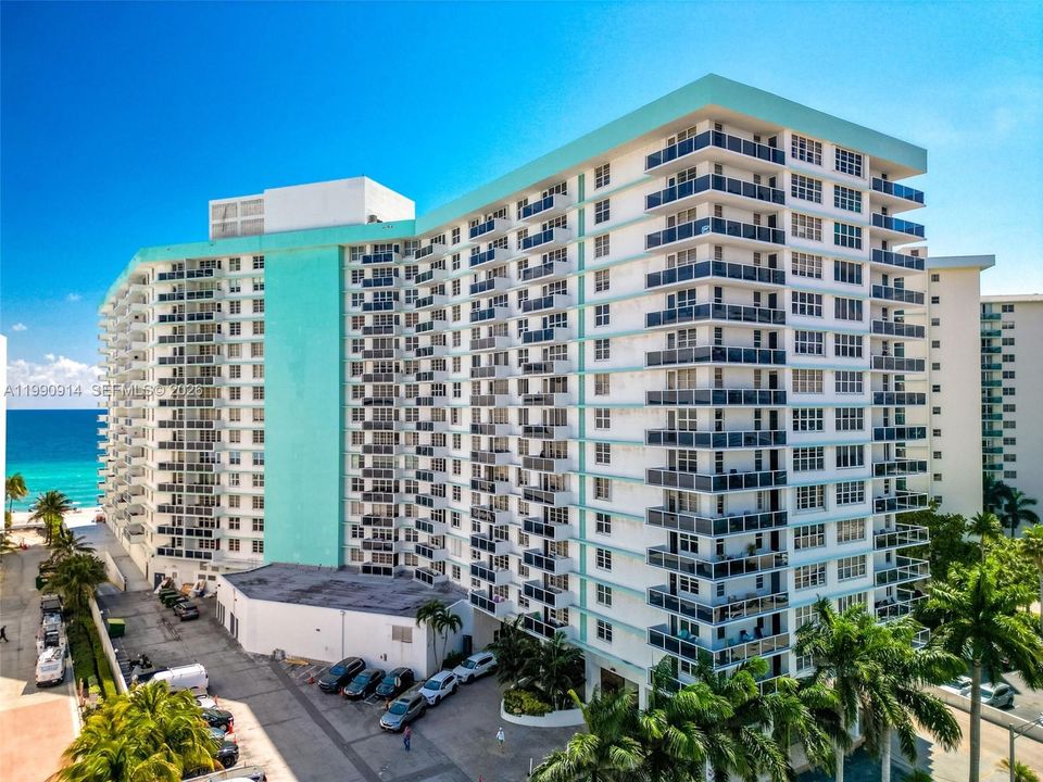 En Venta: $600,000 (2 camas, 2 baños, 1210 Pies cuadrados)