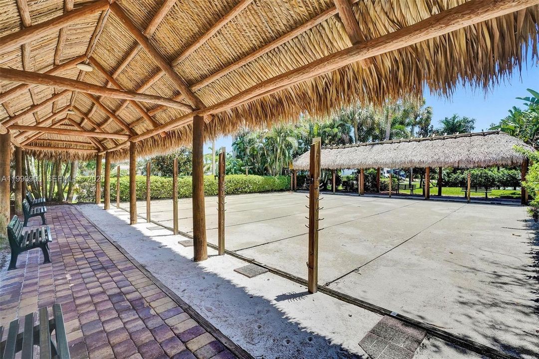 For Sale: $750,000 (0.18 acres)