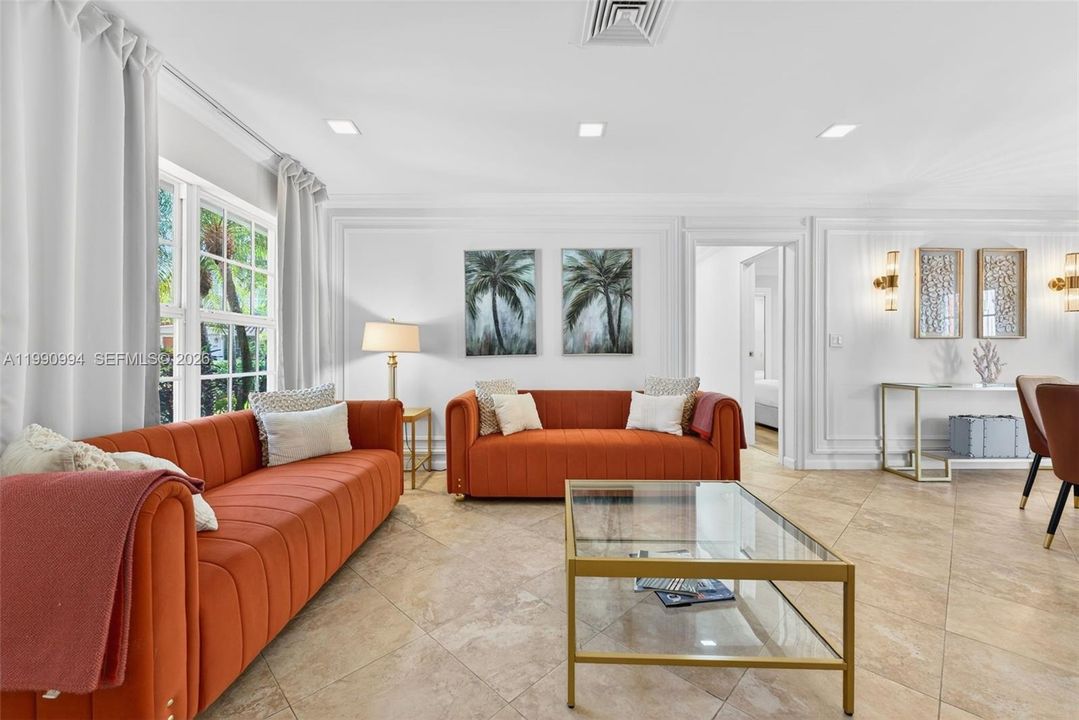 En Venta: $1,370,000 (4 camas, 2 baños, 1512 Pies cuadrados)