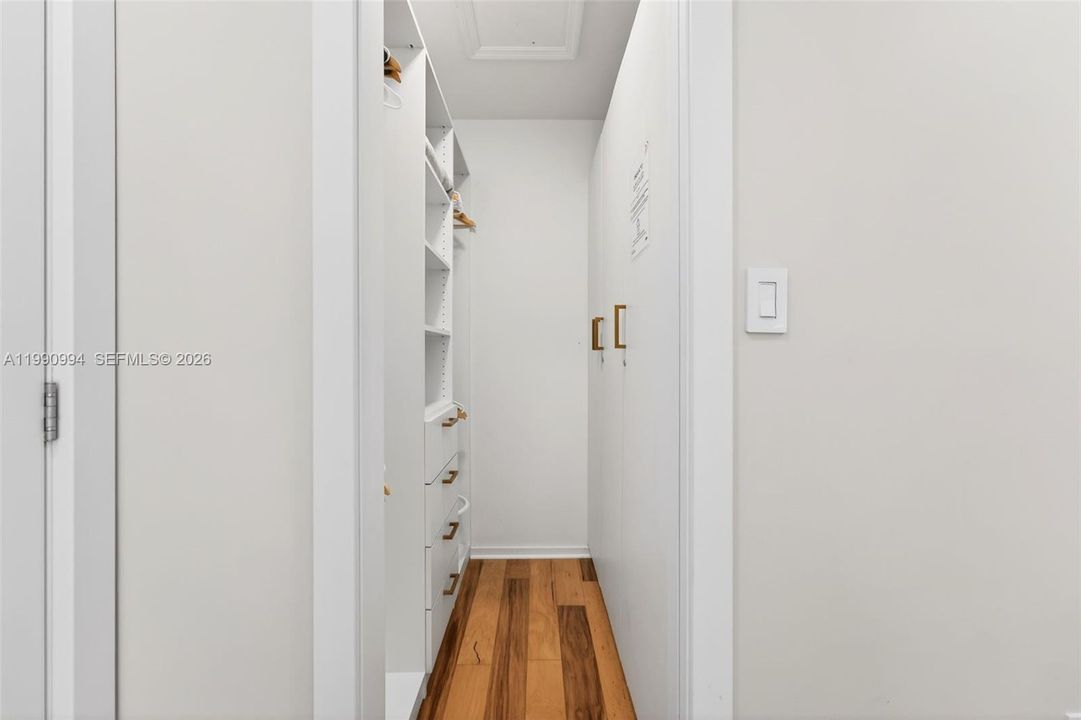 En Venta: $1,370,000 (4 camas, 2 baños, 1512 Pies cuadrados)