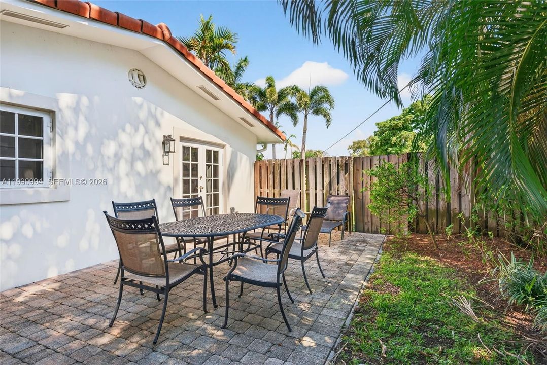 En Venta: $1,370,000 (4 camas, 2 baños, 1512 Pies cuadrados)