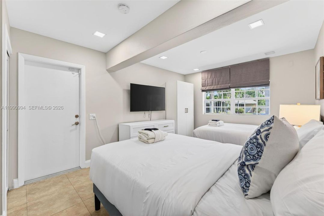 En Venta: $1,370,000 (4 camas, 2 baños, 1512 Pies cuadrados)