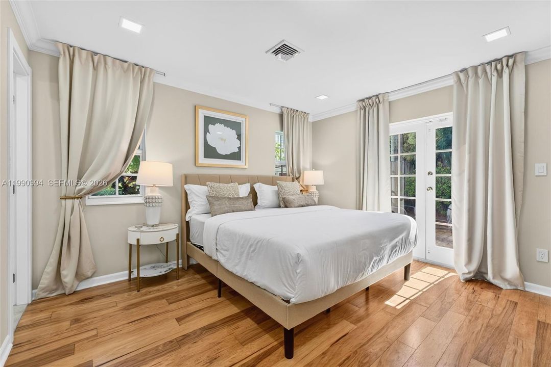 En Venta: $1,370,000 (4 camas, 2 baños, 1512 Pies cuadrados)
