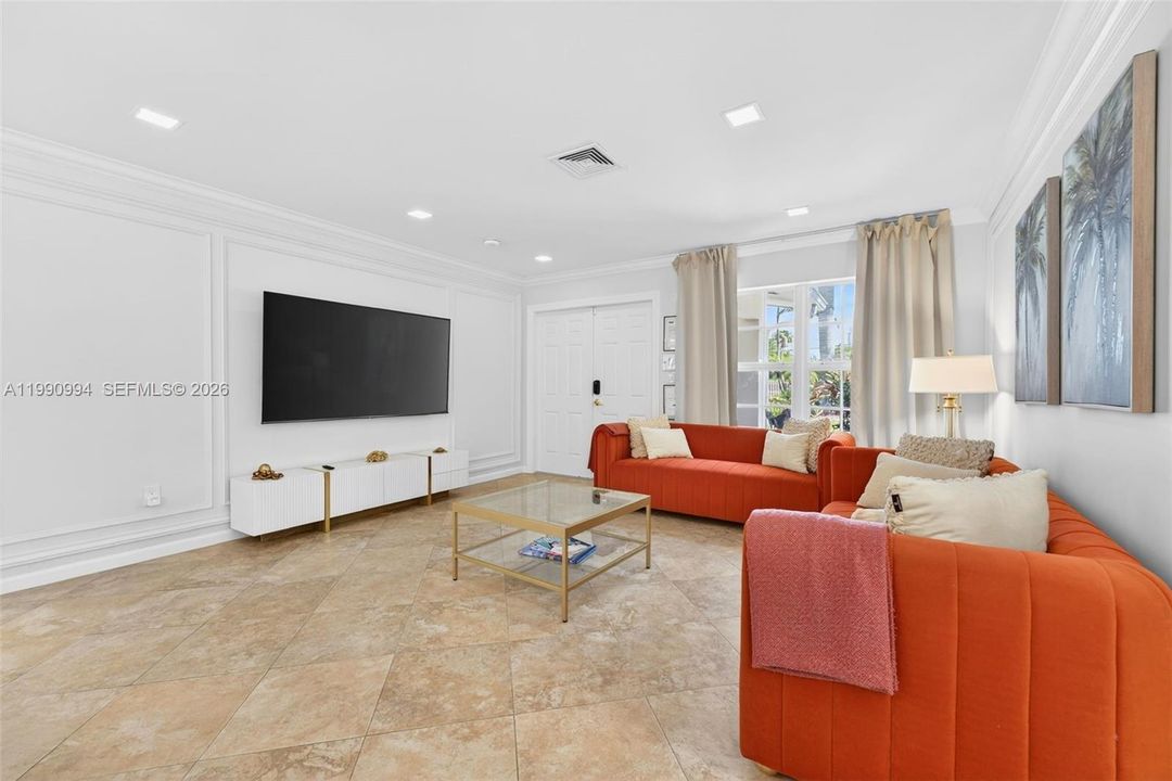 En Venta: $1,370,000 (4 camas, 2 baños, 1512 Pies cuadrados)