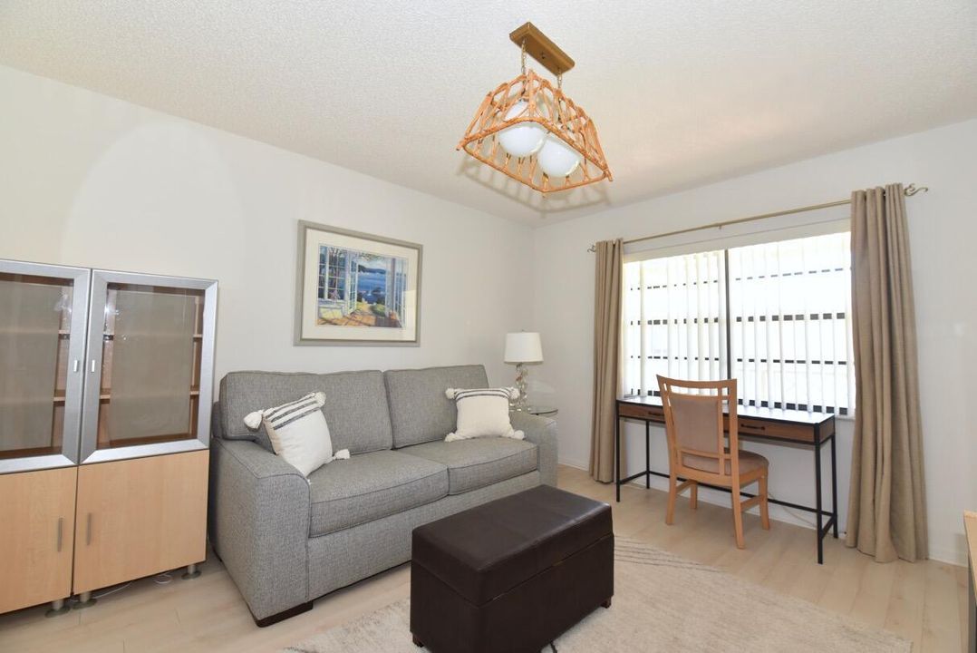 guest room/den