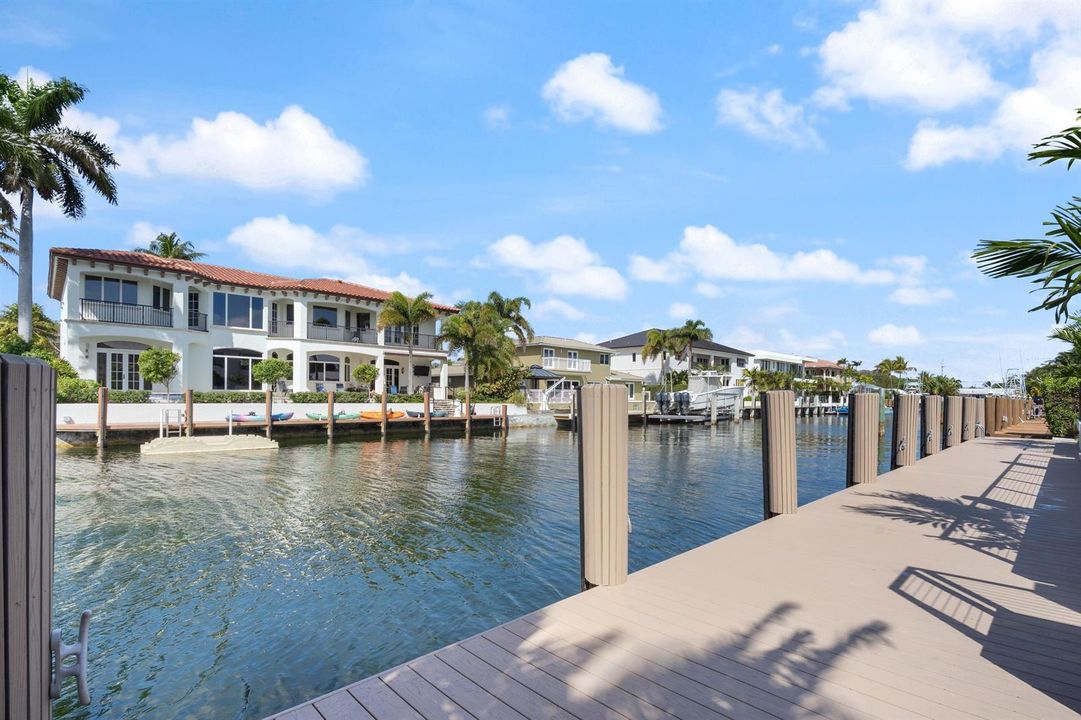 49-3721 NE 30th Ave LHP, FL-145