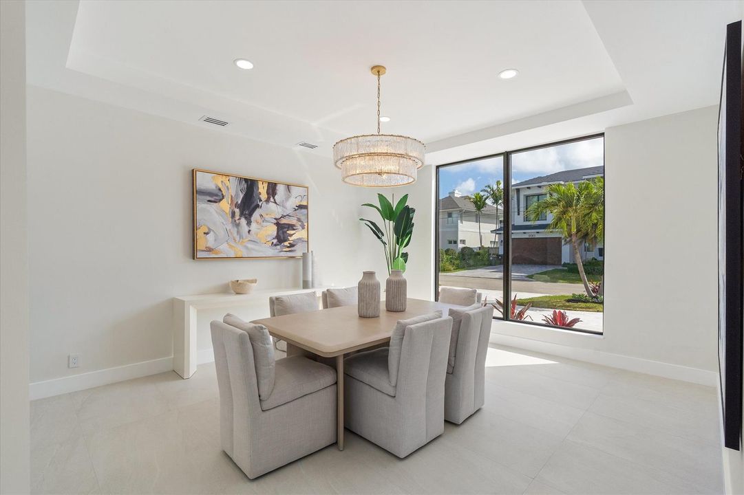 16-3721 NE 30th Ave LHP, FL-100