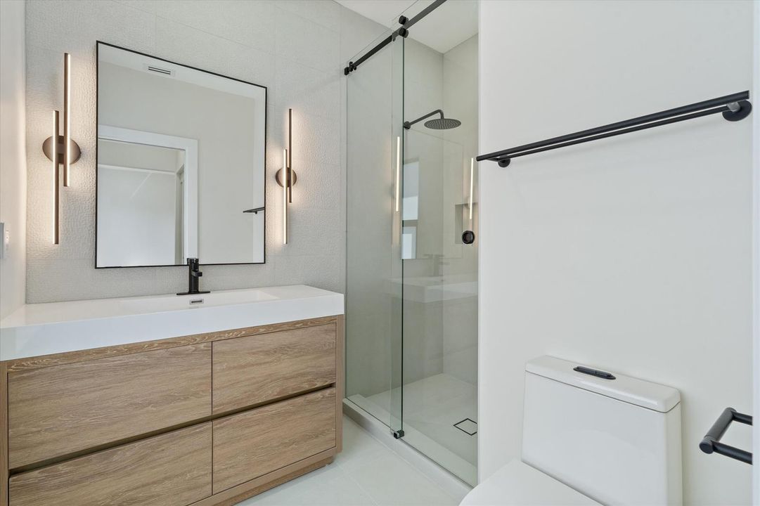 41-3721 NE 30th Ave LHP, FL-138