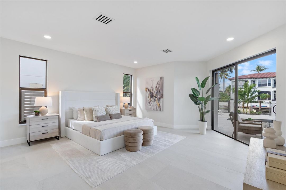 22-3721 NE 30th Ave LHP, FL-118