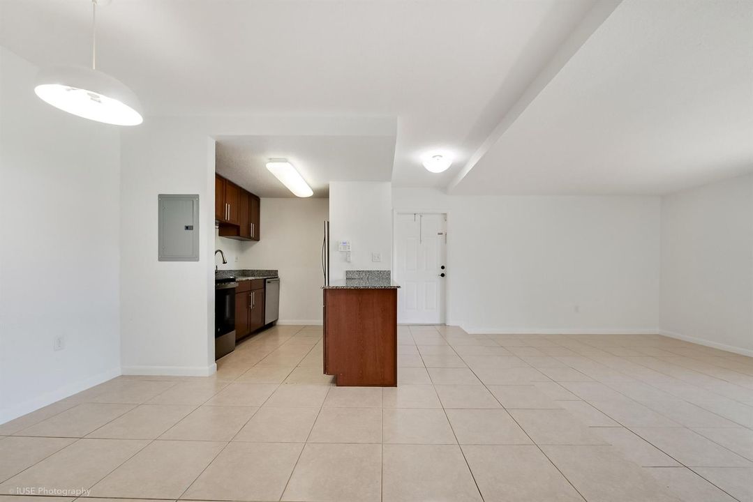 311 - Photo 7