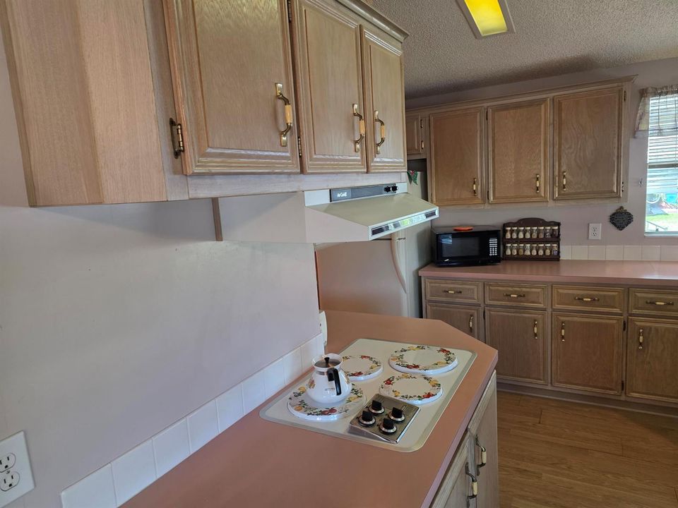 More Kitchen