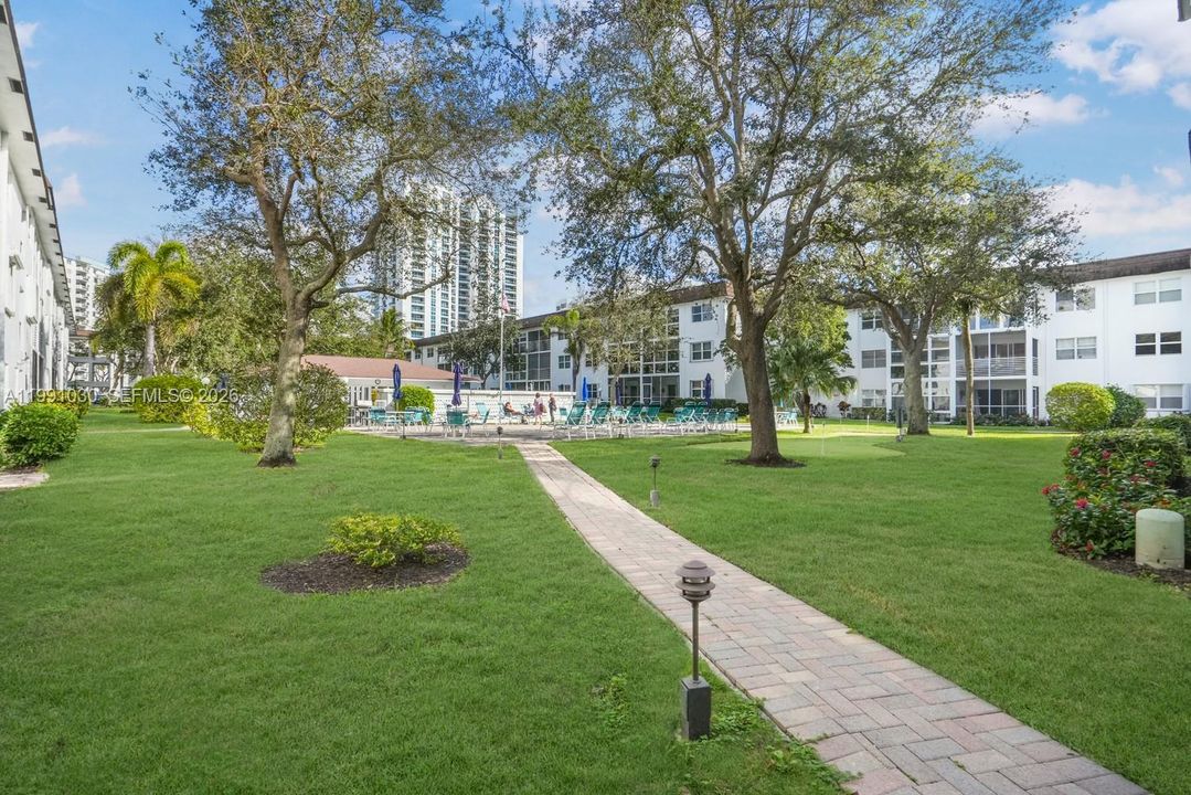 Недавно продано: $250,000 (1 спален, 1 ванн, 850 Квадратных фут)