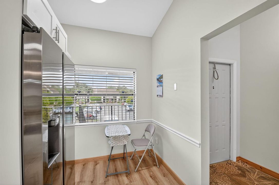 Kitchen / Breakfast Area