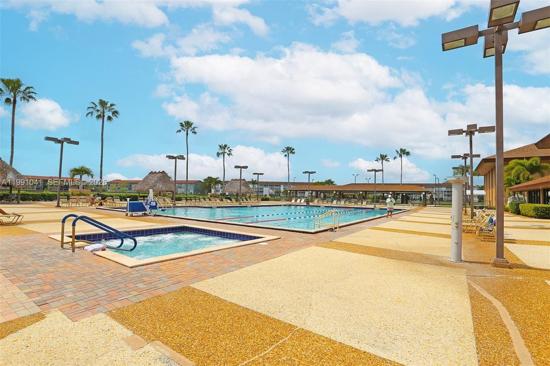 SAUNA AND SPA NEAR OUTDOOR POOL
