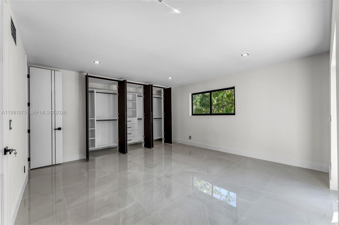 На продажу: $1,899,000 (3 спален, 2 ванн, 2184 Квадратных фут)