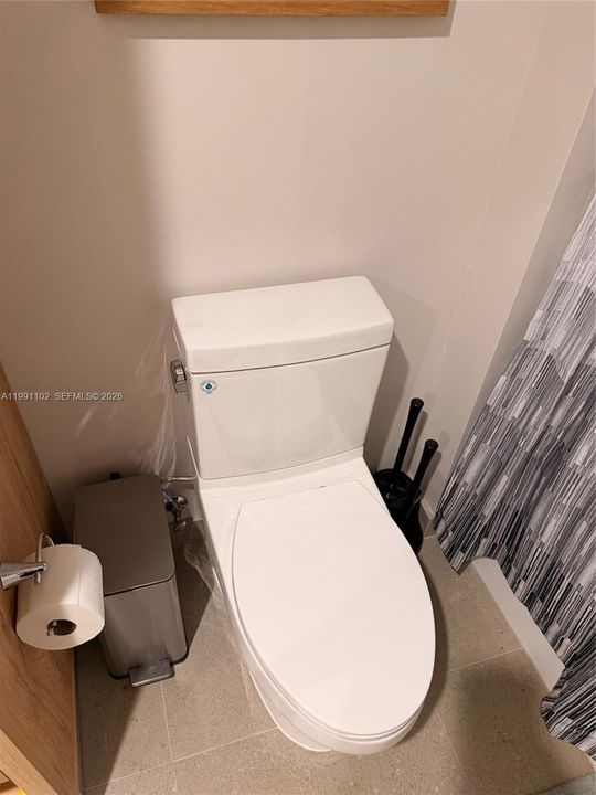For Sale: $375,900 (0 beds, 1 baths, 321 Square Feet)