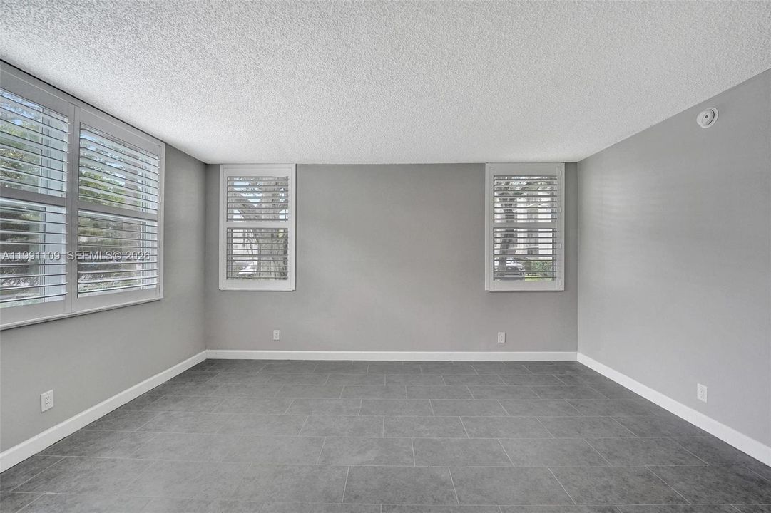 Activo con contrato: $264,900 (3 camas, 2 baños, 1260 Pies cuadrados)