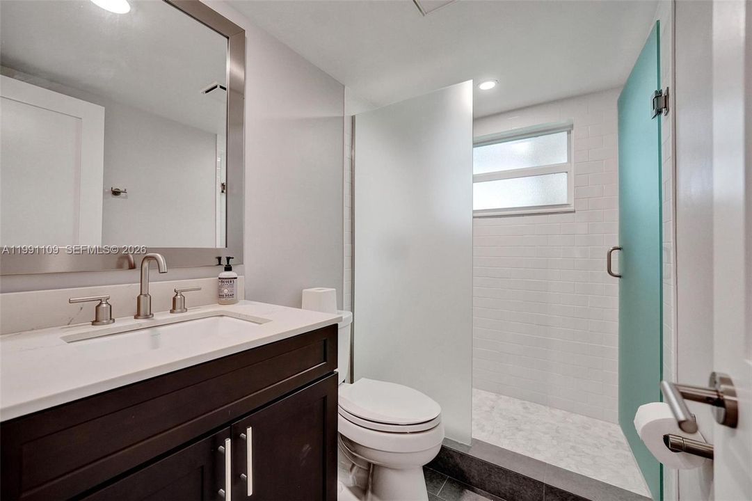 Activo con contrato: $264,900 (3 camas, 2 baños, 1260 Pies cuadrados)