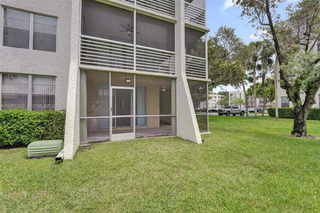Activo con contrato: $264,900 (3 camas, 2 baños, 1260 Pies cuadrados)