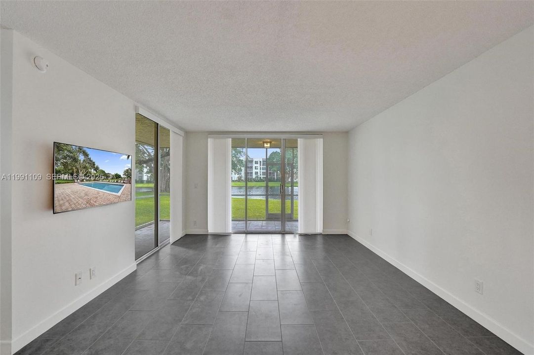 Activo con contrato: $264,900 (3 camas, 2 baños, 1260 Pies cuadrados)