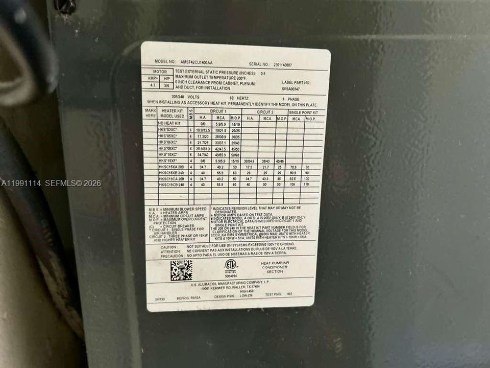 Под контрактом: $449,000 (4 спален, 2 ванн, 1430 Квадратных фут)