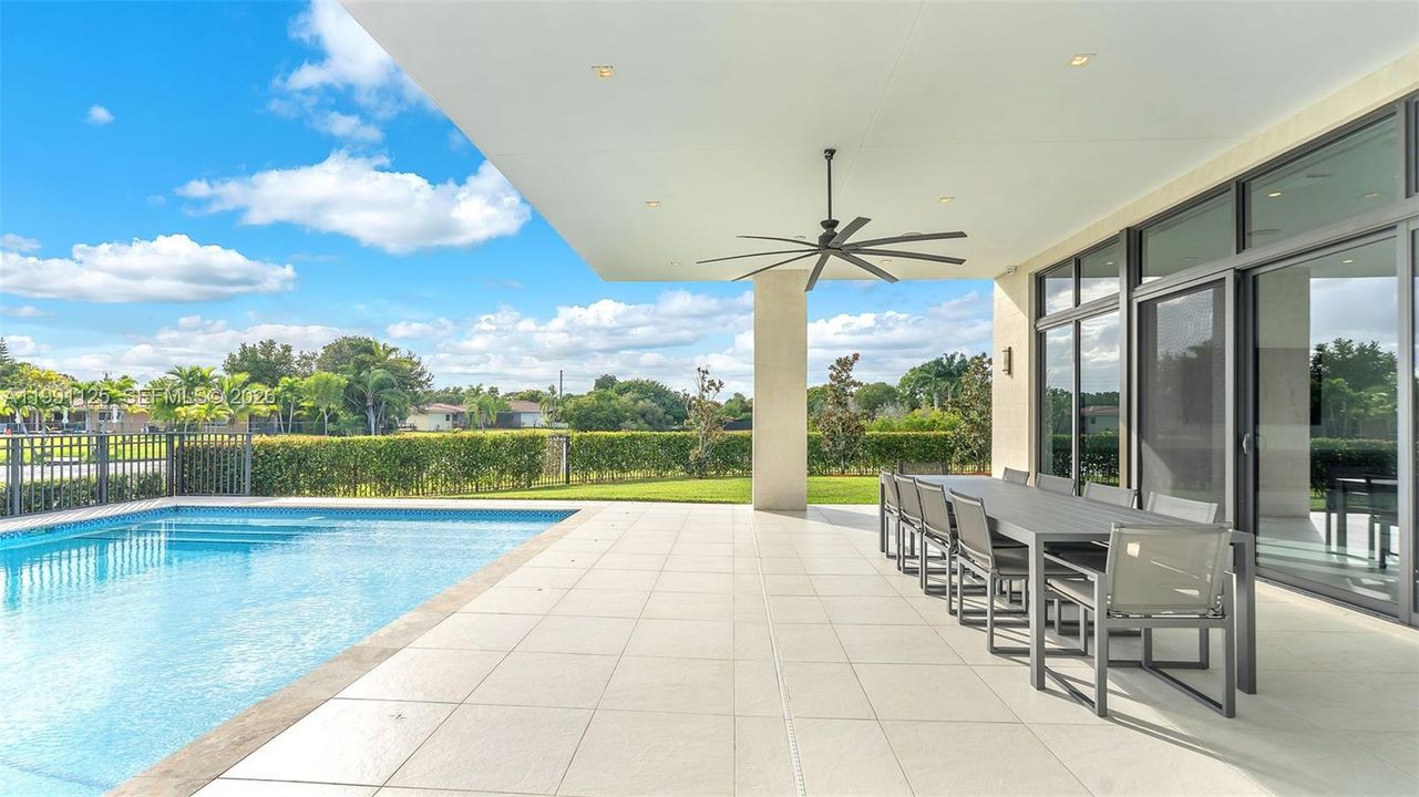 En Venta: $3,250,000 (5 camas, 6 baños, 0 Pies cuadrados)