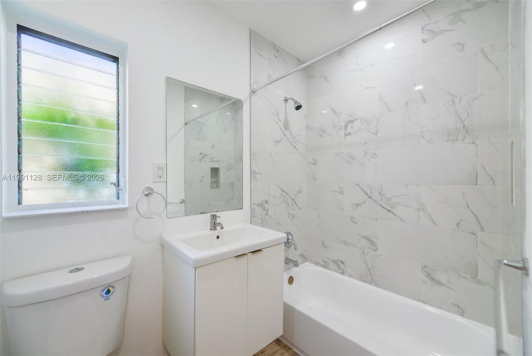 2nd Bathroom