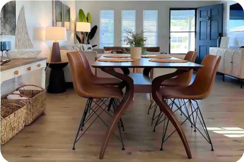 1795 - living room 2
