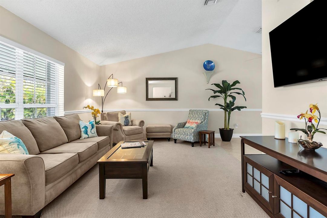 355 86th Terrace South WPB - - 014