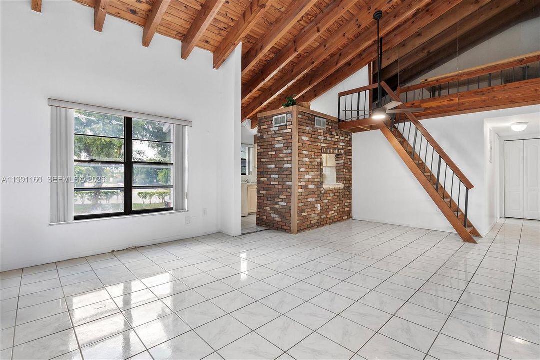 В аренду: $2,850 (3 спален, 2 ванн, 1235 Квадратных фут)