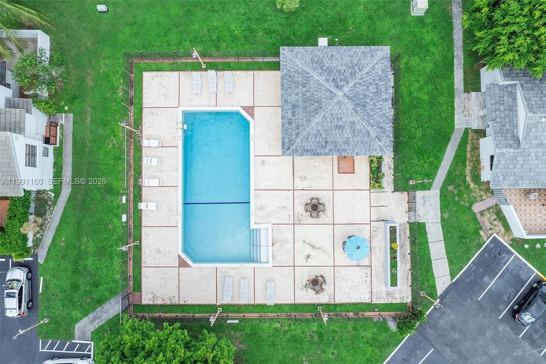 В аренду: $2,850 (3 спален, 2 ванн, 1235 Квадратных фут)