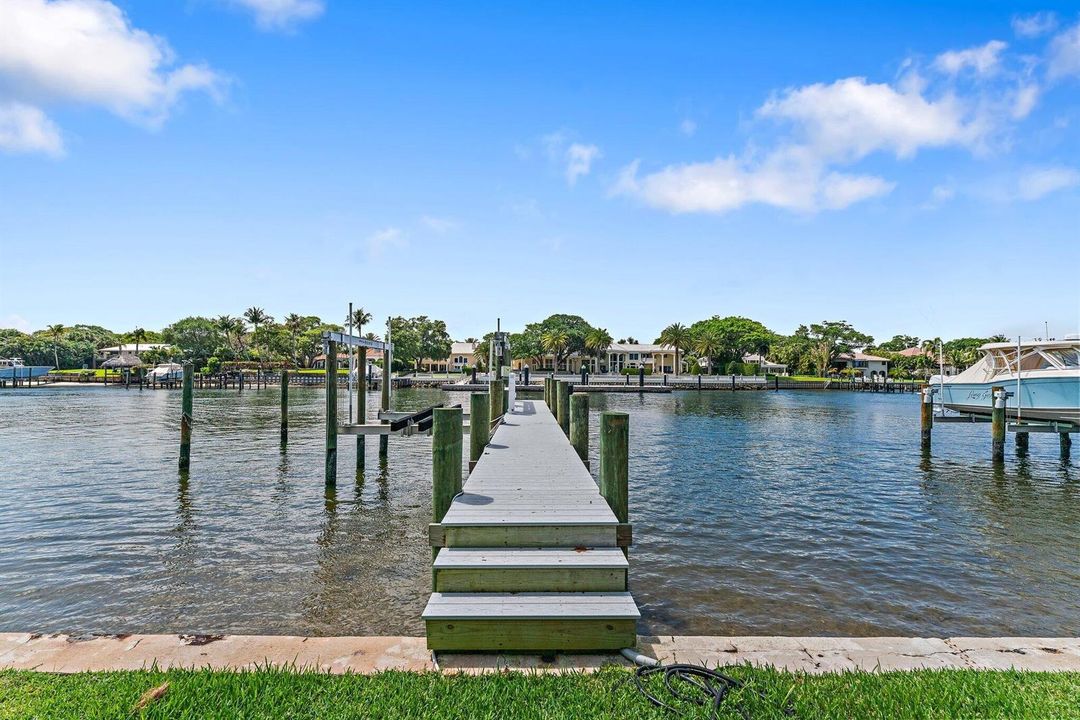 Dock