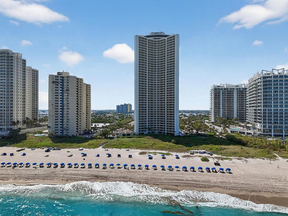 3000 N Ocean Drive - Tiara