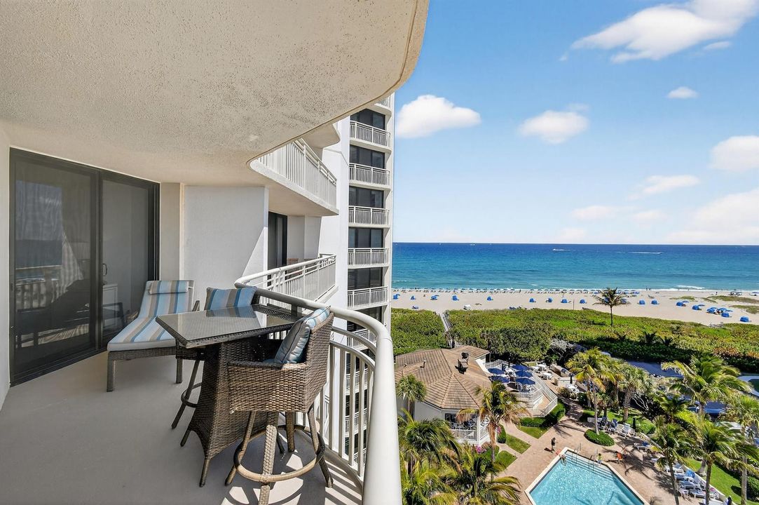 Gorgeous Ocean Views from Balcony